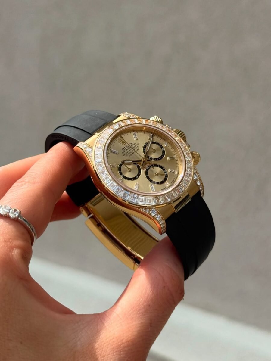 role x oyster perpetual daytona chronograph gold