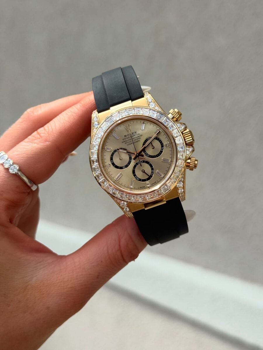 role x oyster perpetual daytona chronograph gold