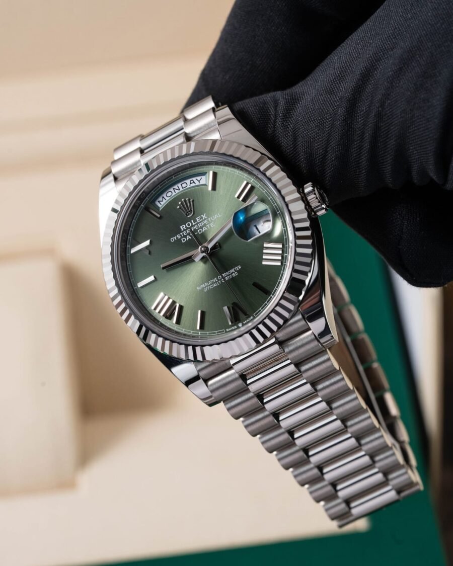 role x oyster perpetual day date battery silver green