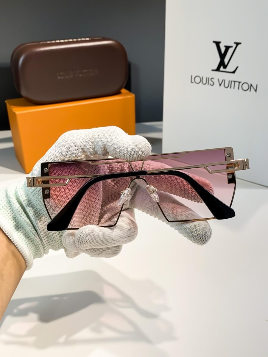 x5uoryac0j64pfxw7ogbwa2duehafs9hl9guiesi.jpg louis vuitton pink