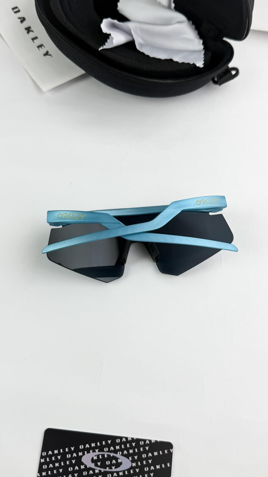oakley blue black 9229