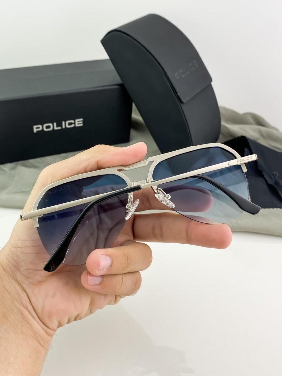 ztbcwnt05f5rsynhhh3o4gkejpr20jgsnpbtnwjd.jpg police silver blue