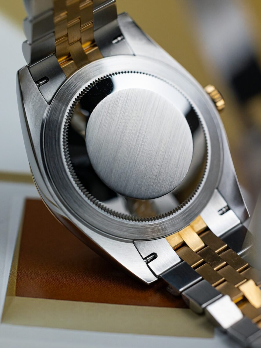 role x oyster perpetual date just 2ton gold white