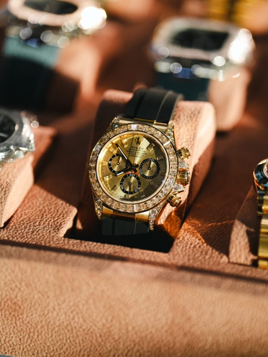 role x oyster perpetual daytona chronograph gold
