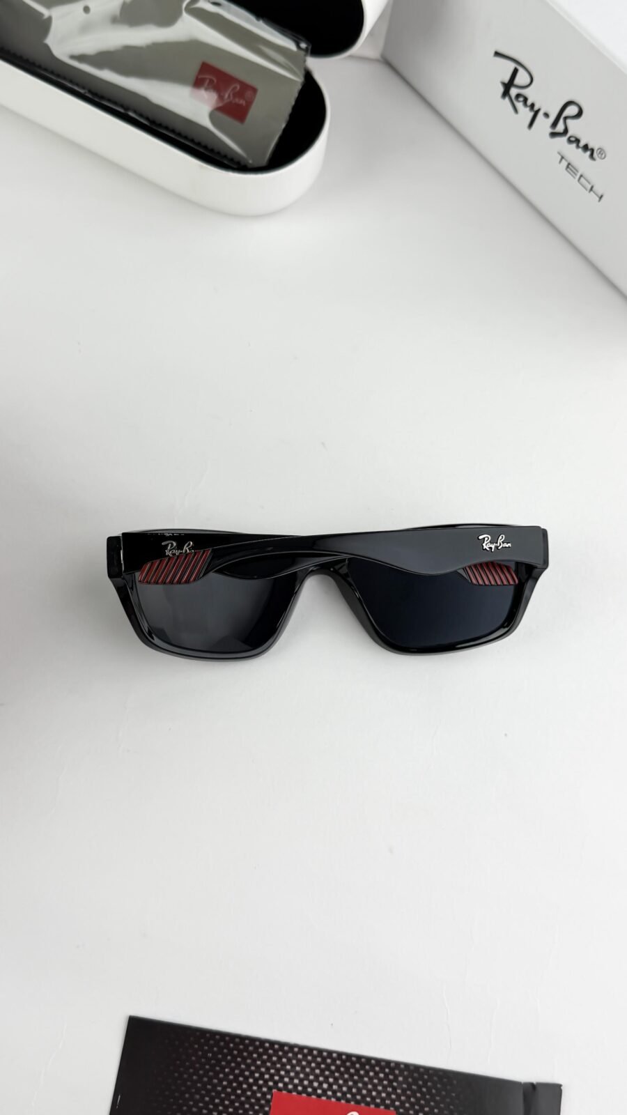 yhy9qacveudlvshmjjauow44dfc37mastqhwd88g.jpg rayban black sporty model