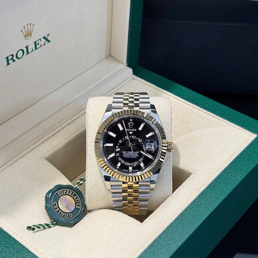 role x oyster perpetual sky dweller 2ton gold black