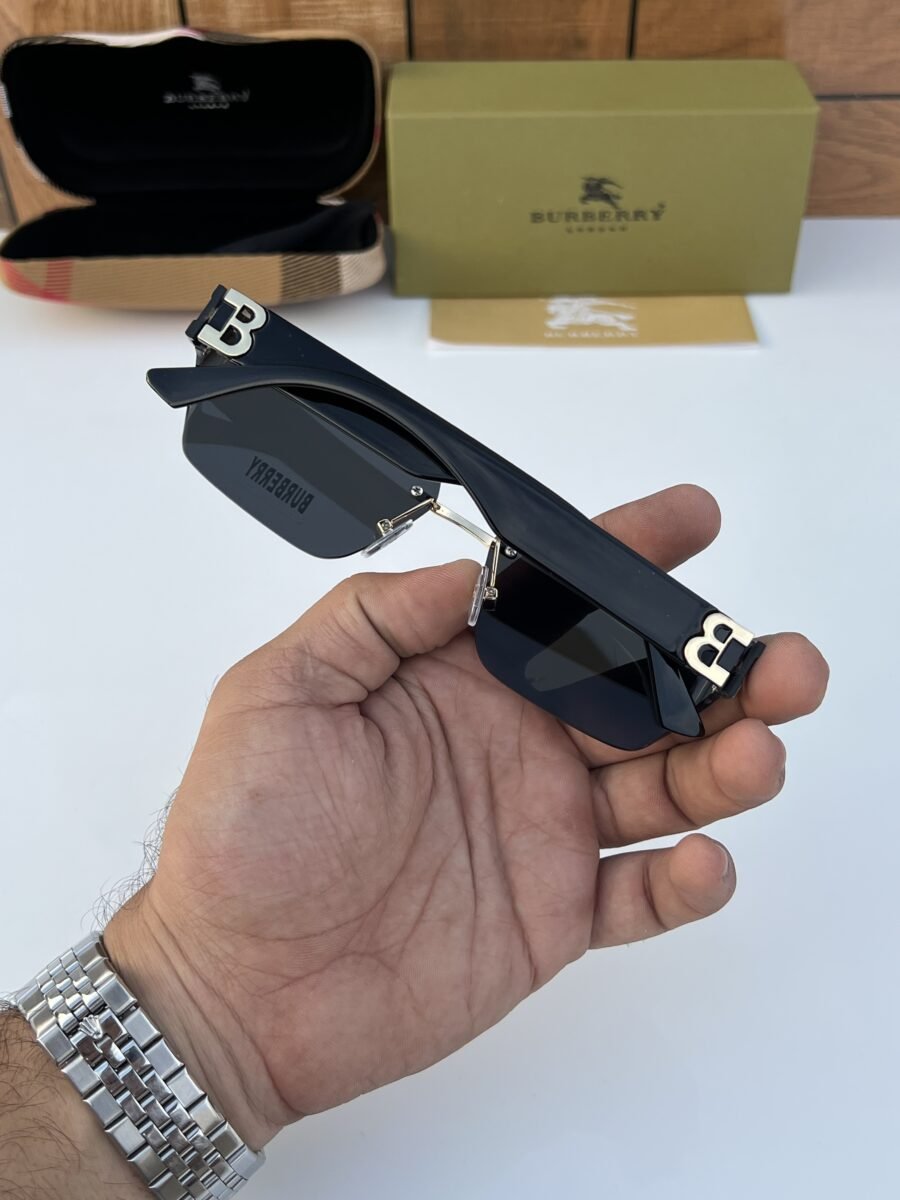 gold black