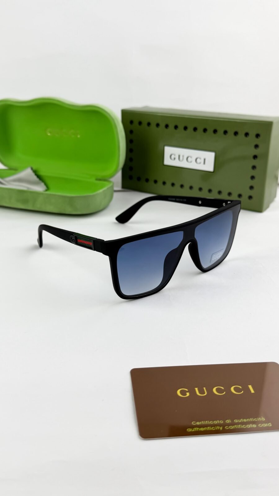 gucci black blue 566