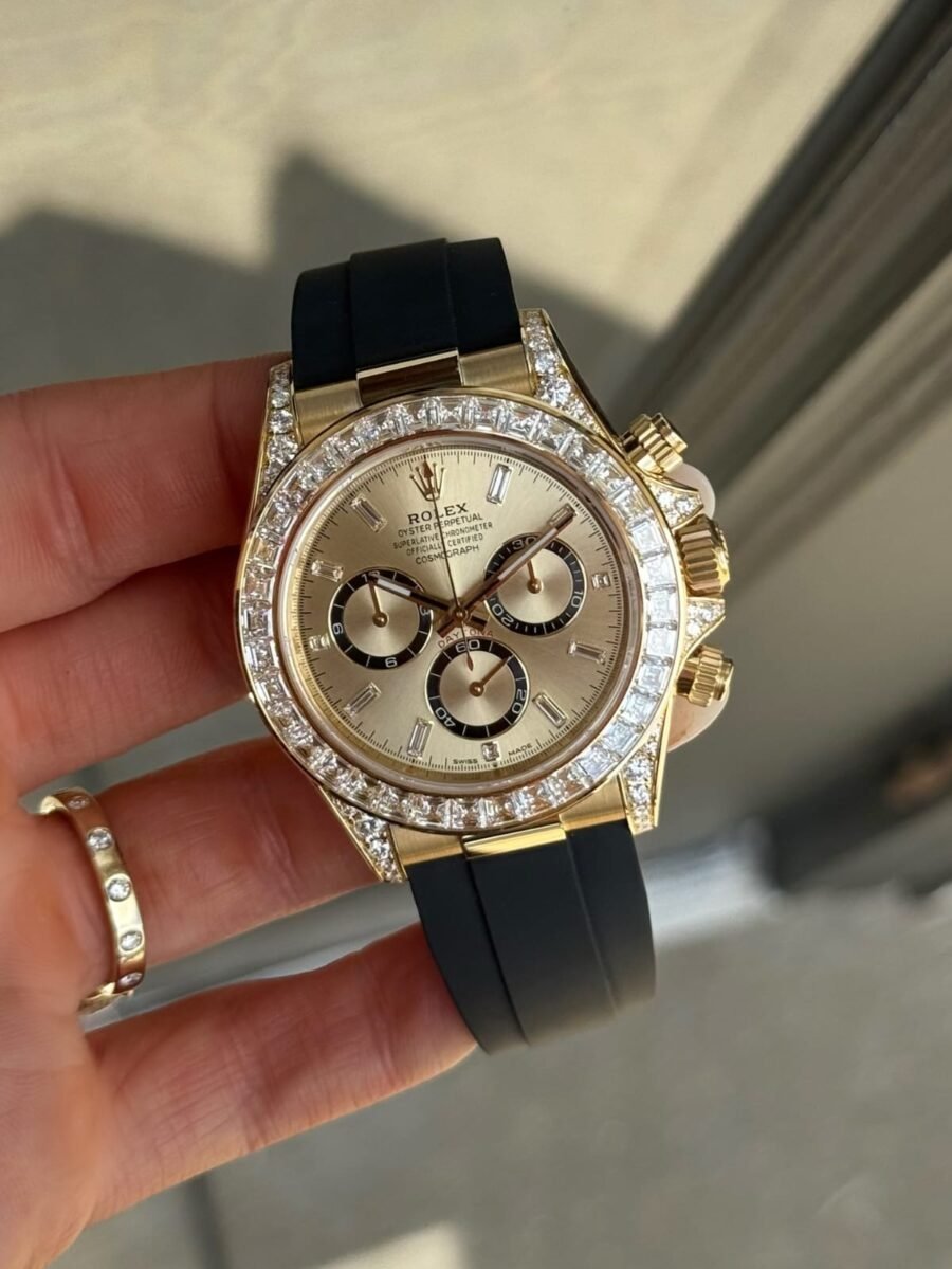 role x oyster perpetual daytona chronograph gold
